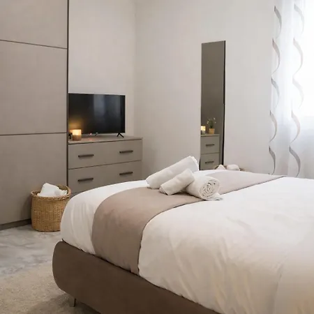 Aurora House, Fiera Con Parcheggio Privato Apartamento Bolonia