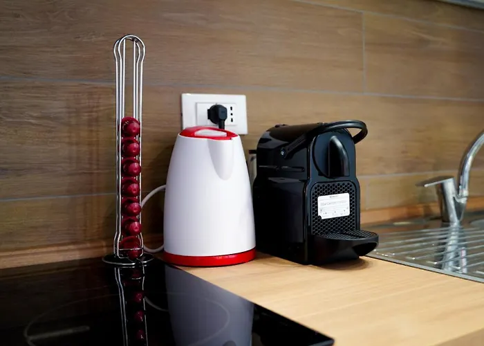 Aurora House, Fiera Con Parcheggio Privato 볼로냐