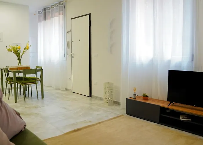 Aurora House, Fiera Con Parcheggio Privato * 볼로냐