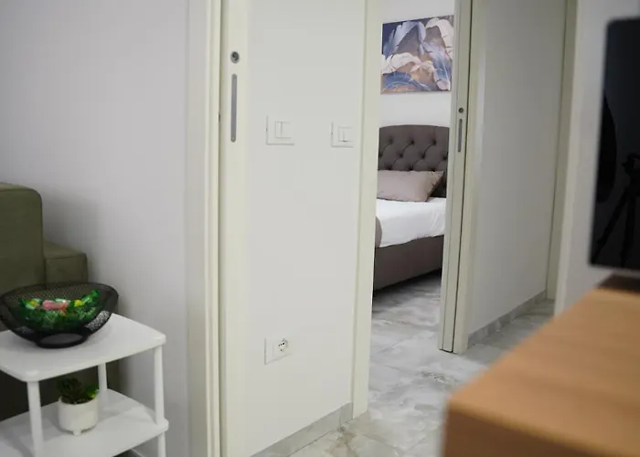 아파트 Aurora House, Fiera Con Parcheggio Privato 볼로냐