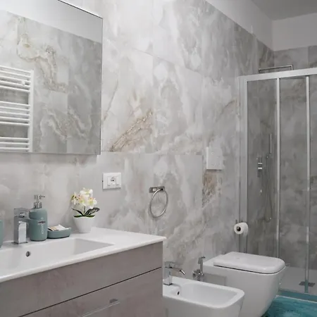 Apartment Aurora House, Fiera Con Parcheggio Privato