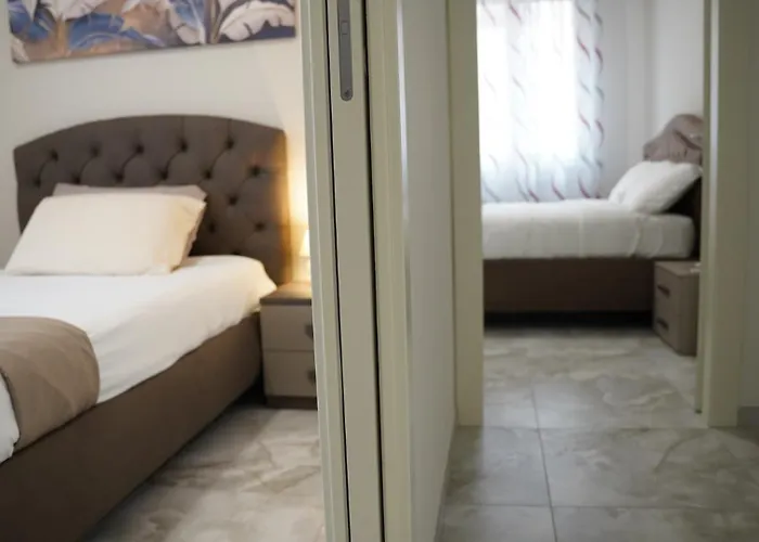 Aurora House, Fiera Con Parcheggio Privato Apartment